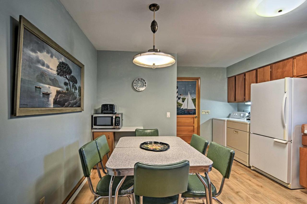 Lake Huron House With Grill And Beach Access! East Tawas Exterior foto